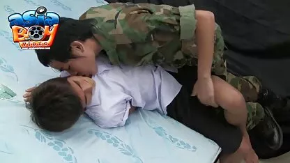 و ارتش بازی زنان شیطانی XXX